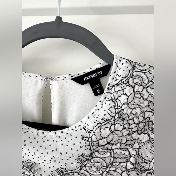 Express Top - Picture 4 of 4